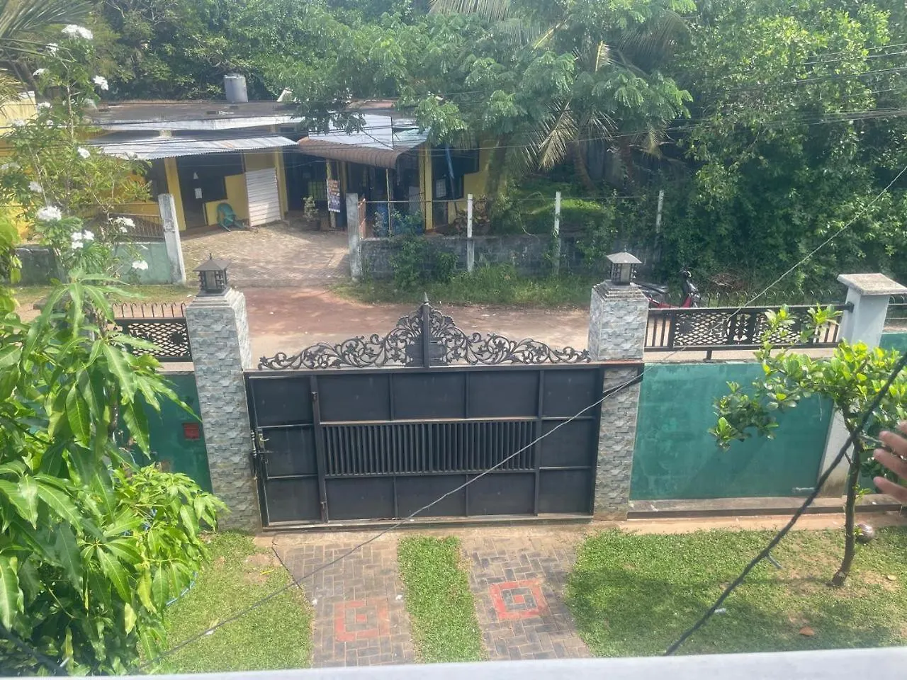 נגומבו New D R Randi Homestay 0*,