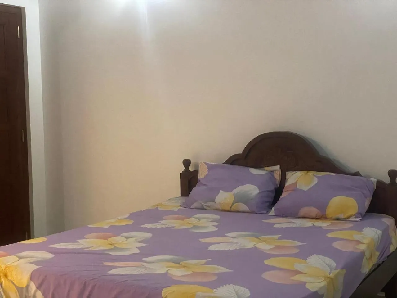 נגומבו New D R Randi Homestay